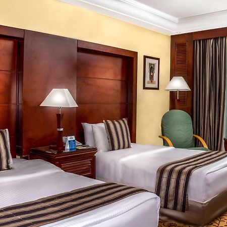 Days Inn Hotel & Suites Amman Extérieur photo