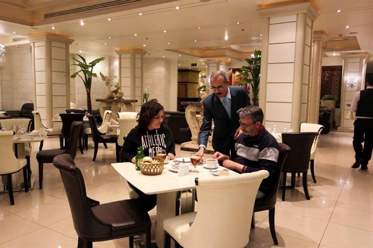 Days Inn Hotel & Suites Amman Extérieur photo