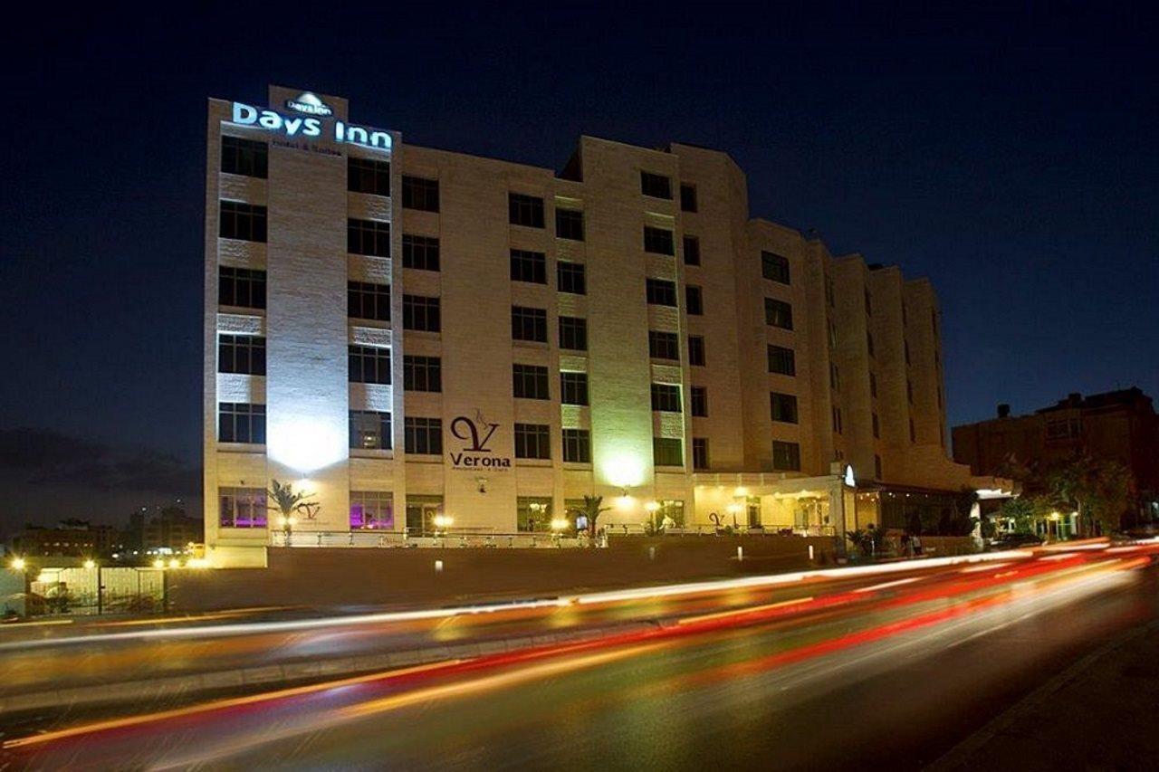 Days Inn Hotel & Suites Amman Extérieur photo