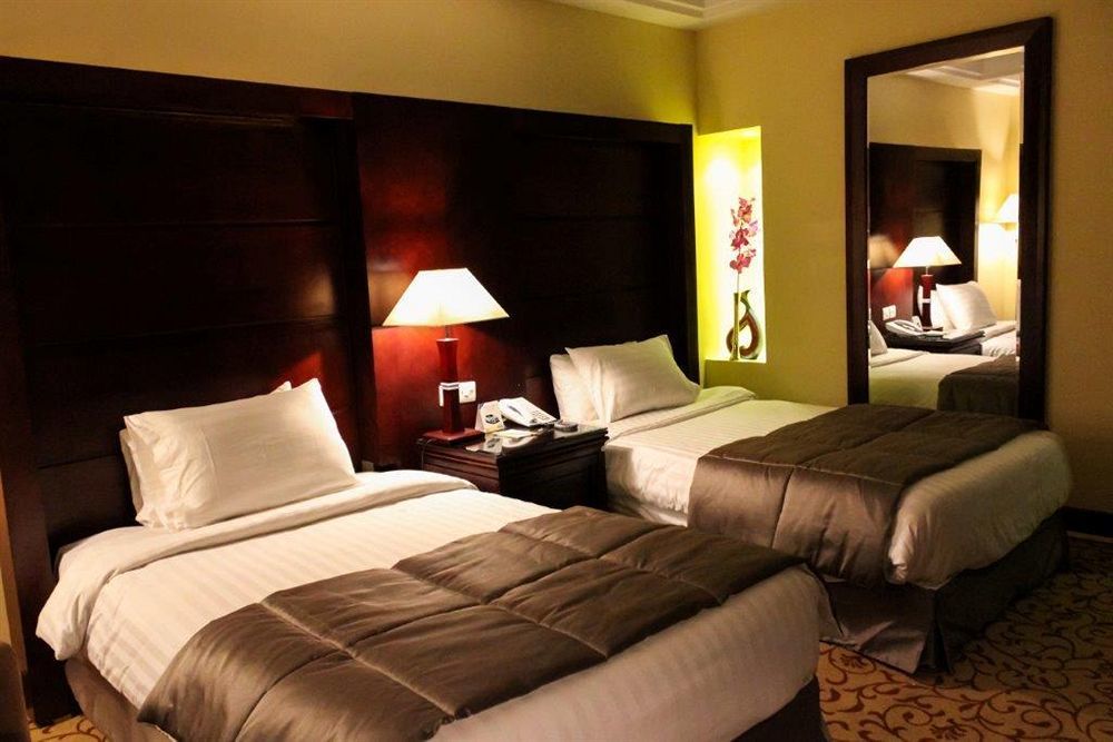Days Inn Hotel & Suites Amman Extérieur photo
