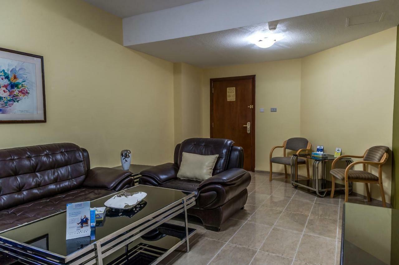 Days Inn Hotel & Suites Amman Extérieur photo